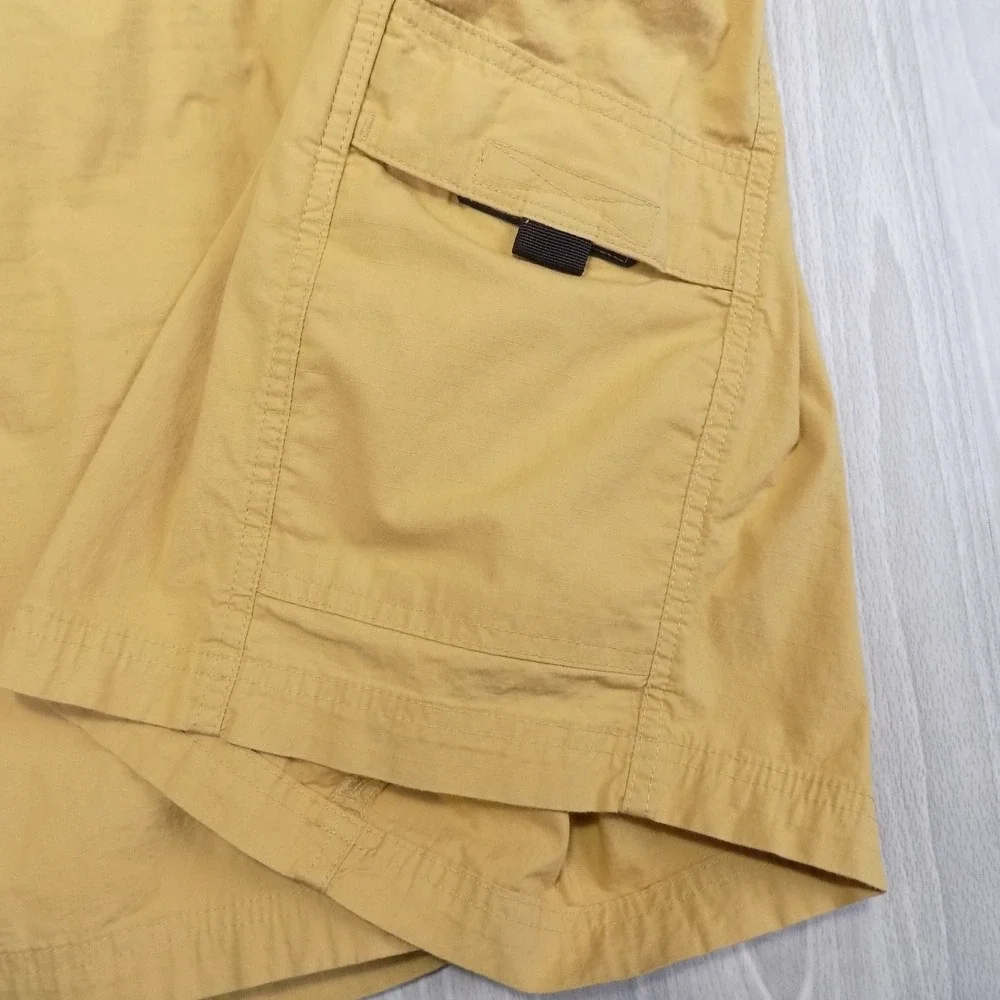 The North Face Mens Khaki Ripstop Cargo Hiking Shorts Built-In Belt Size L